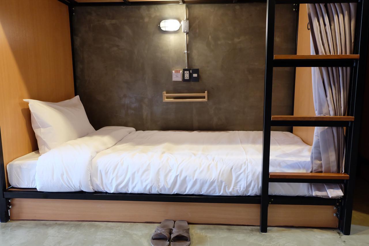 Sleepover Hostel Ban Bang Khwang Extérieur photo